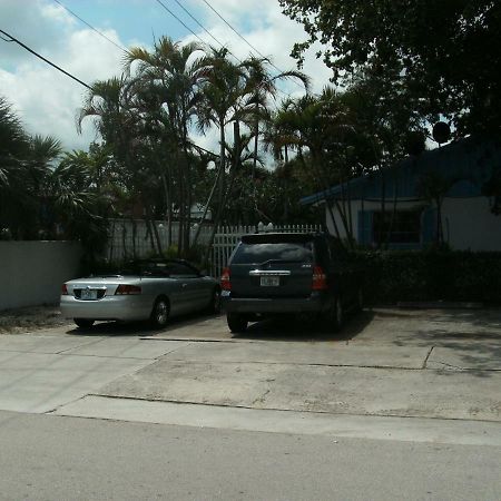 Newly Furnished Large Clean Quiet Private Unit Fort Lauderdale Exterior foto