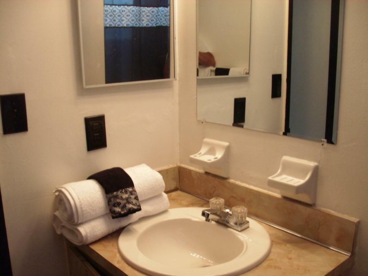 Newly Furnished Large Clean Quiet Private Unit Fort Lauderdale Exterior foto